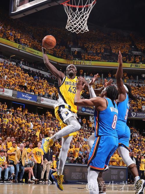 西亚卡姆一对一制胜跳投战胜亚历山大